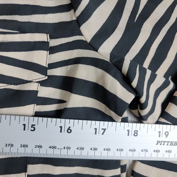 Ann Taylor Zebra Print Camp Shirt - Picture 7 of 7